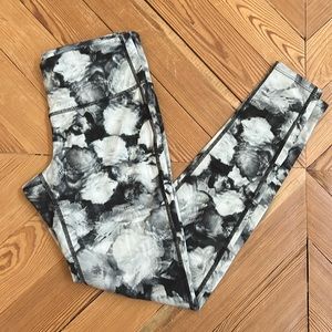 Athleta leggings, size small